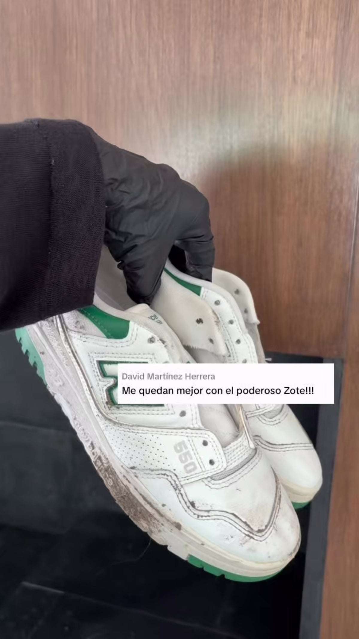 Cómo usar el limpiador de tenis